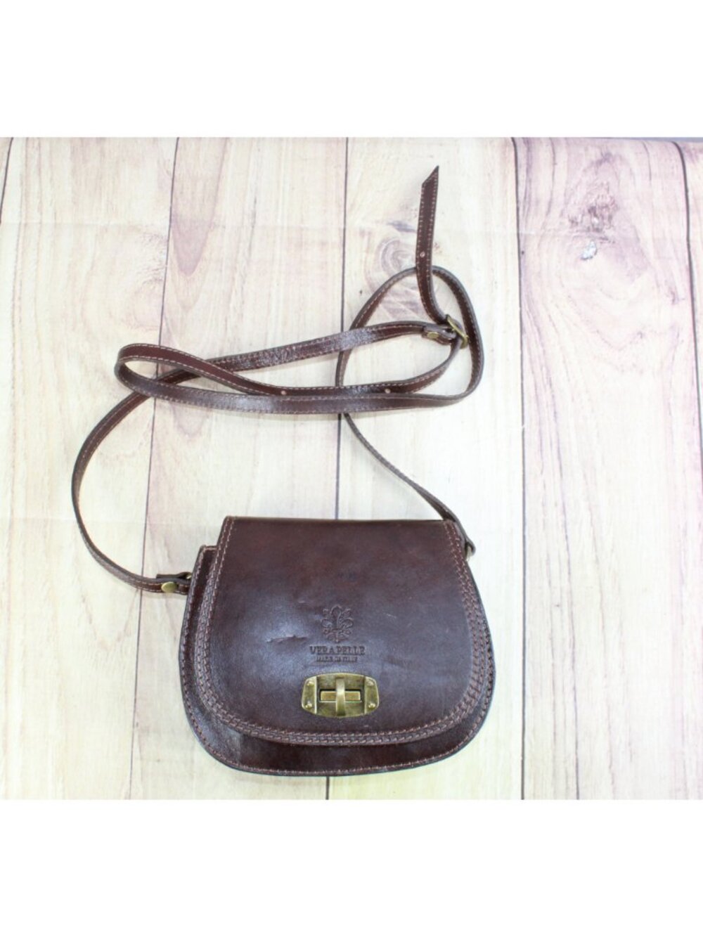 Vera Pelle Flap Closure Brown Leather Saddle Crossbody Vintage Italy Made